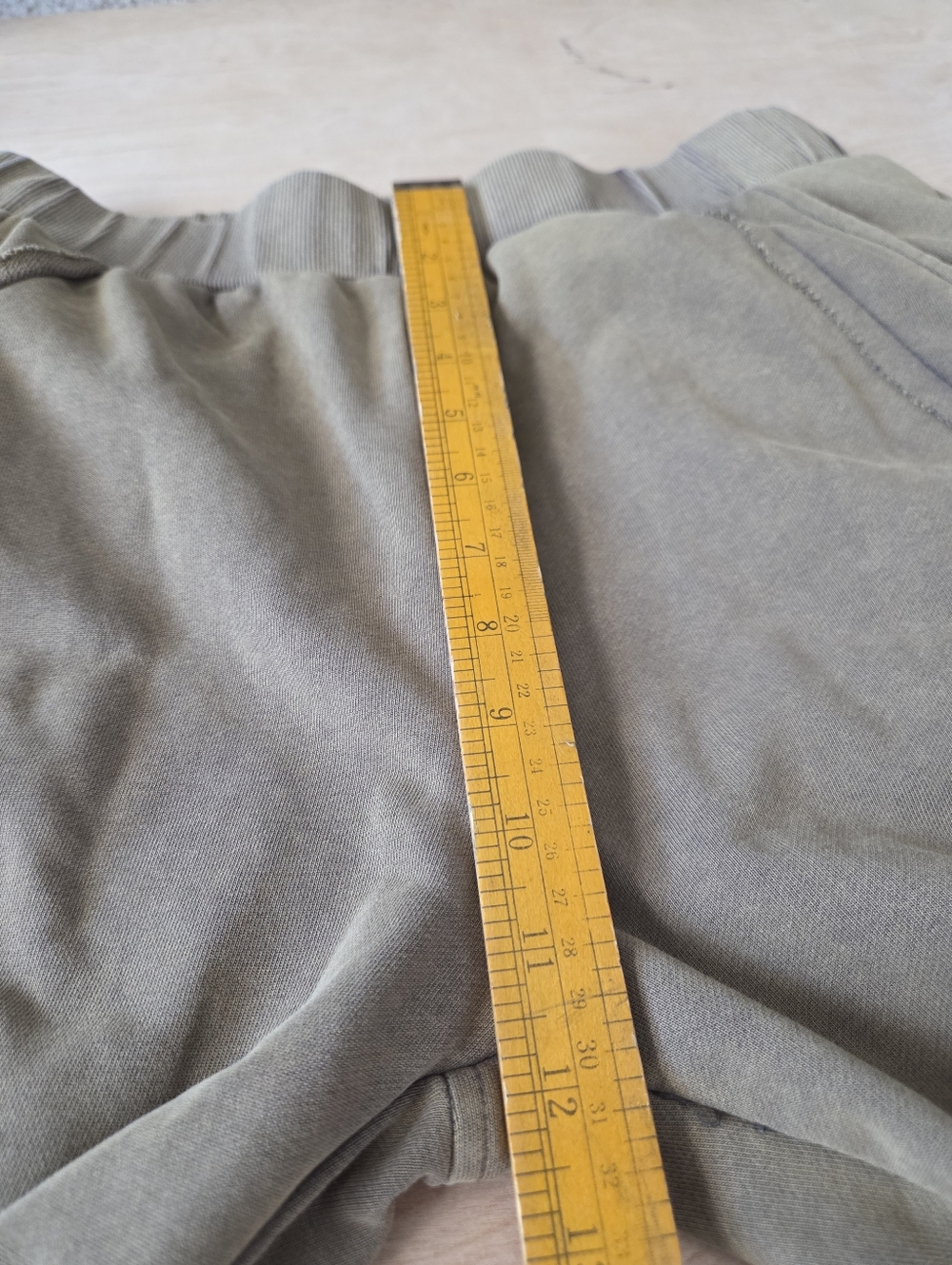 Athina Los Angeles Green Cargo Sweatpants With Pockets Snaps And Flaps - Picture 10 of 14